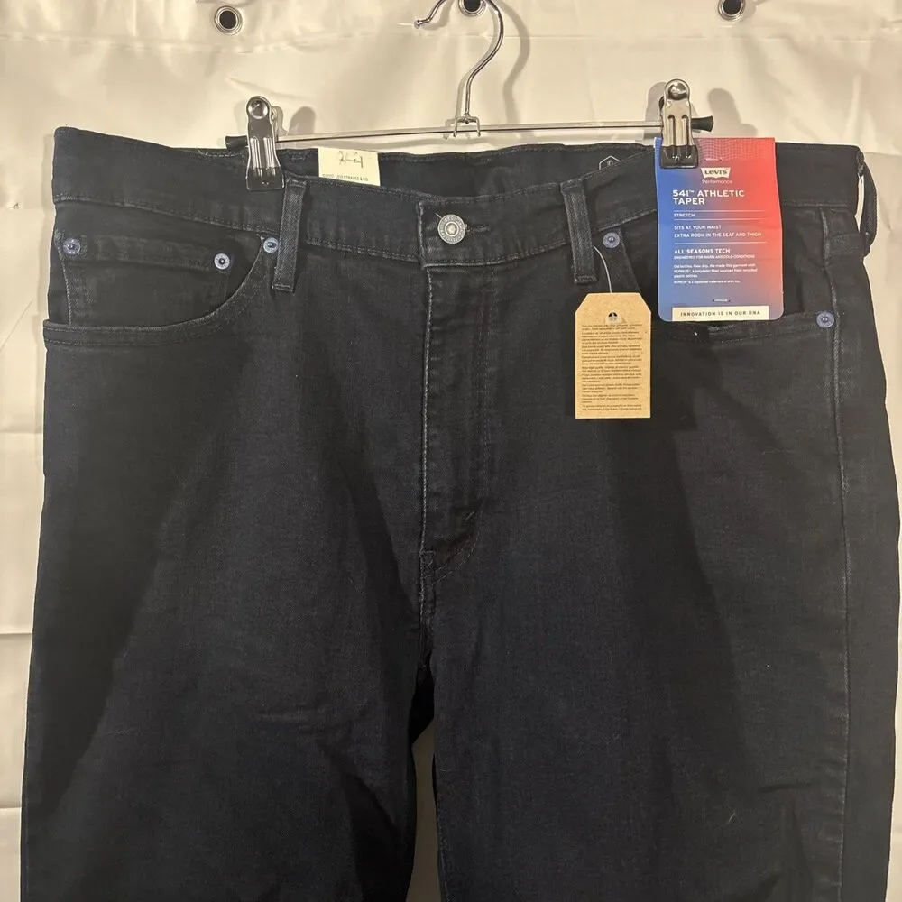 NWT Levi’s Performance 541 Athletic Taper All Season Tech Stretch Jean Men 38x34